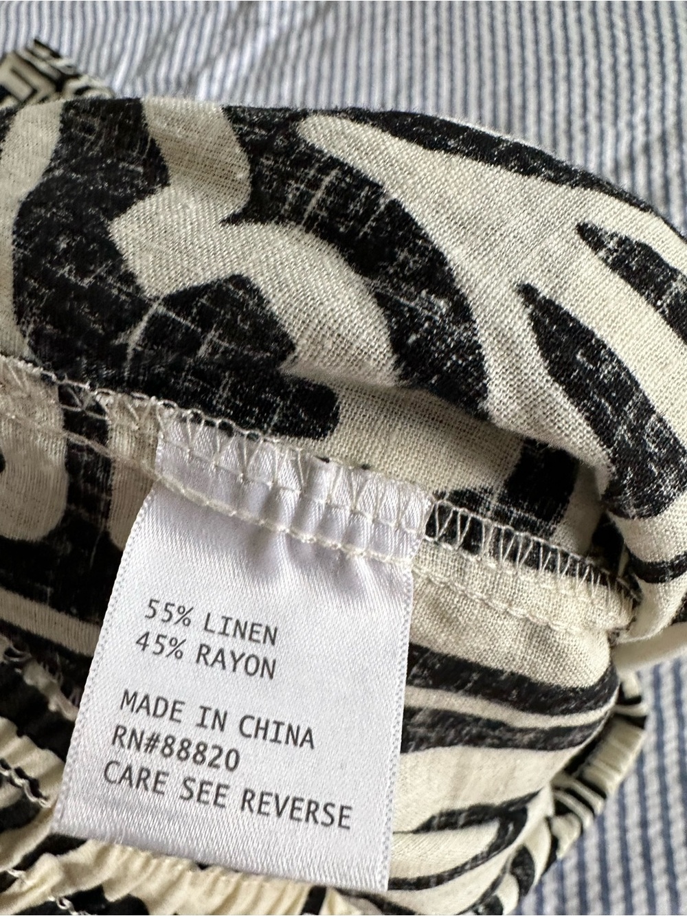 Cynthia Rowley Black and White Cropped Wide-Leg Pants - Picture 7 of 7